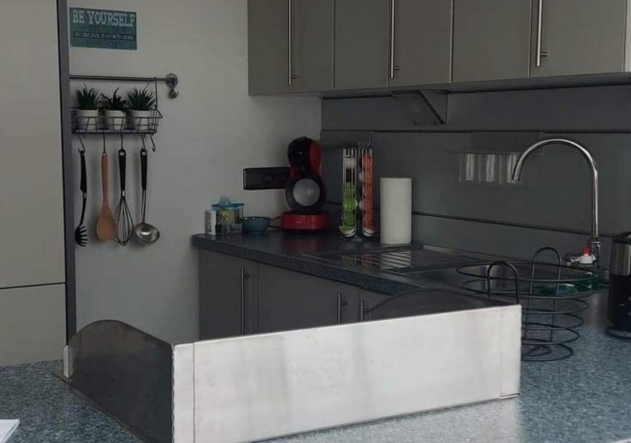 Vakantiewoning - 'T Ouwershuys Opoeteren Luaran gambar